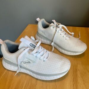 NWT Etonic Women's White Sneakers